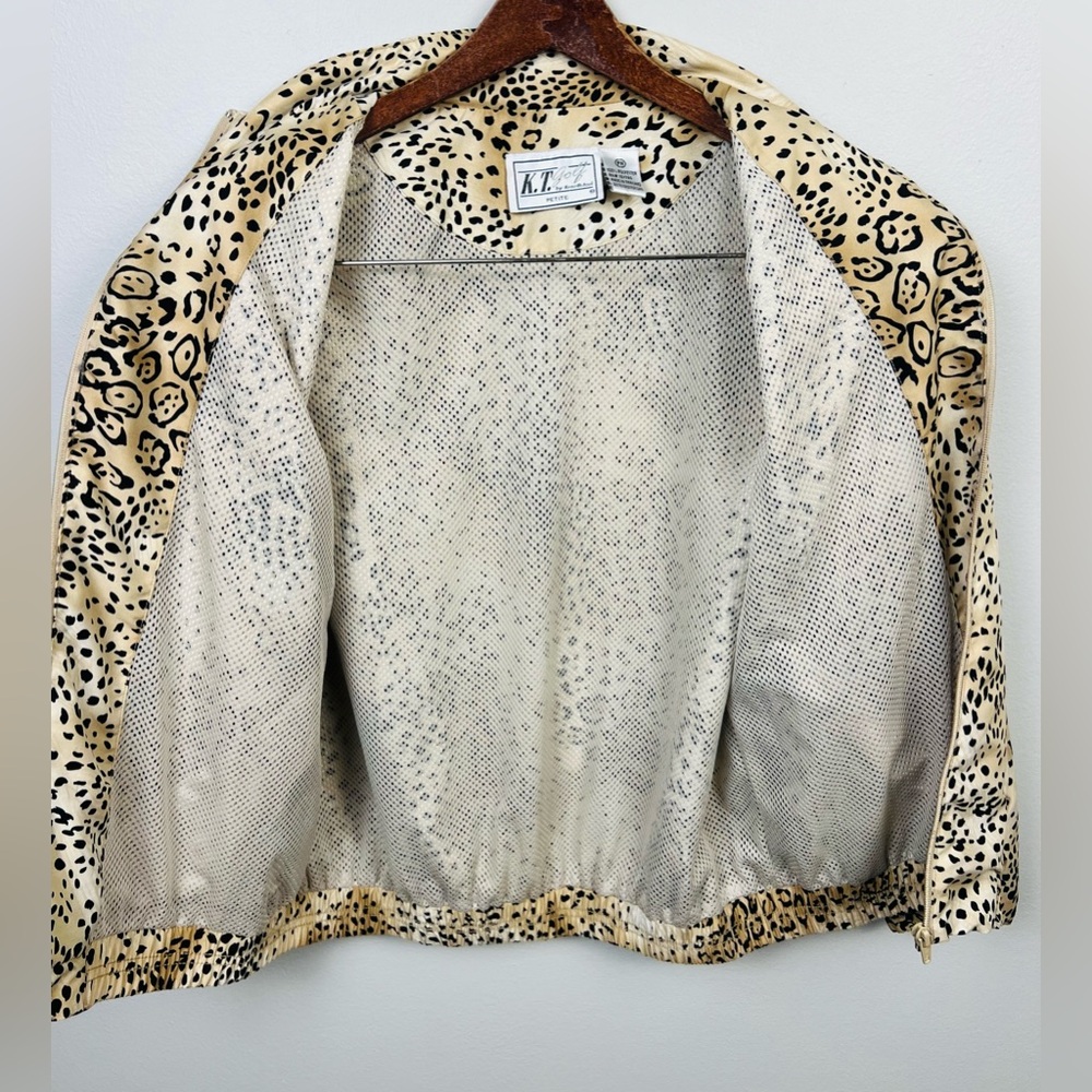 Vintage KT Golf Leopard Print Track Jacket – Gold Animal Print Windbreaker – M - Picture 7 of 11